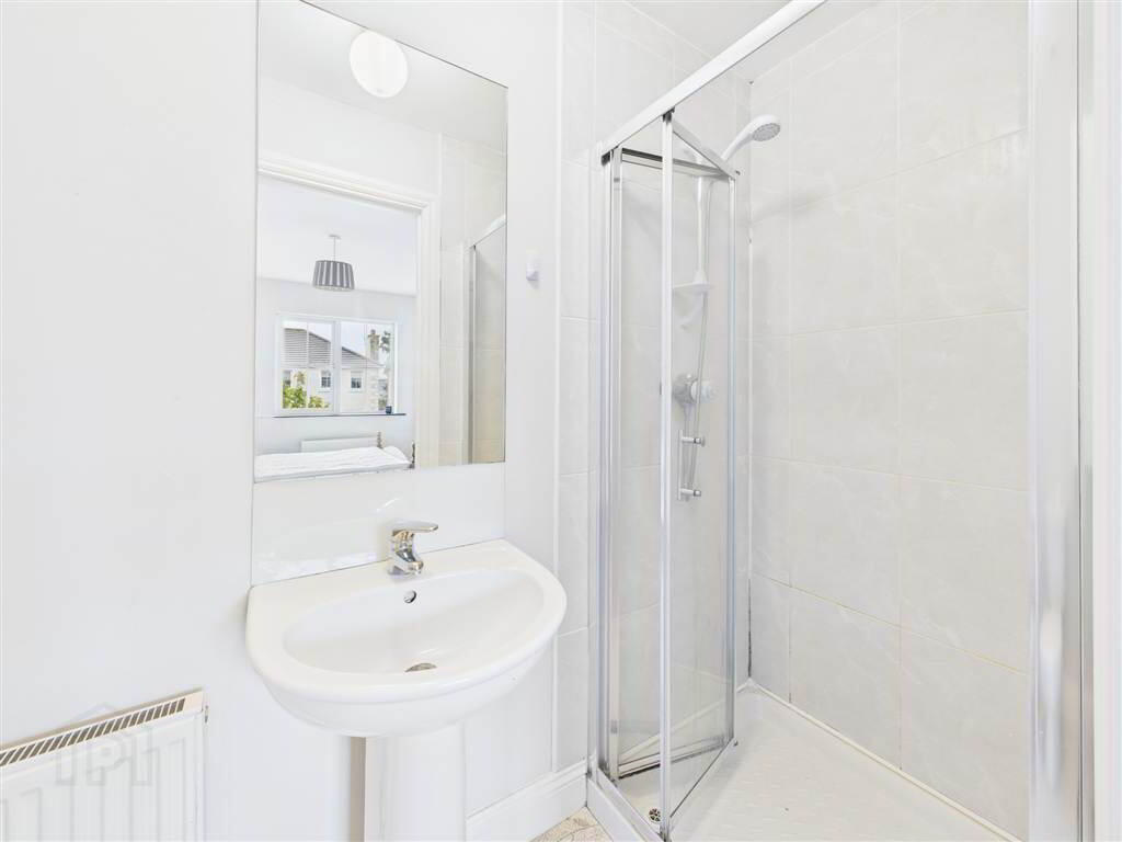 11 Arlington Road 11 of 13