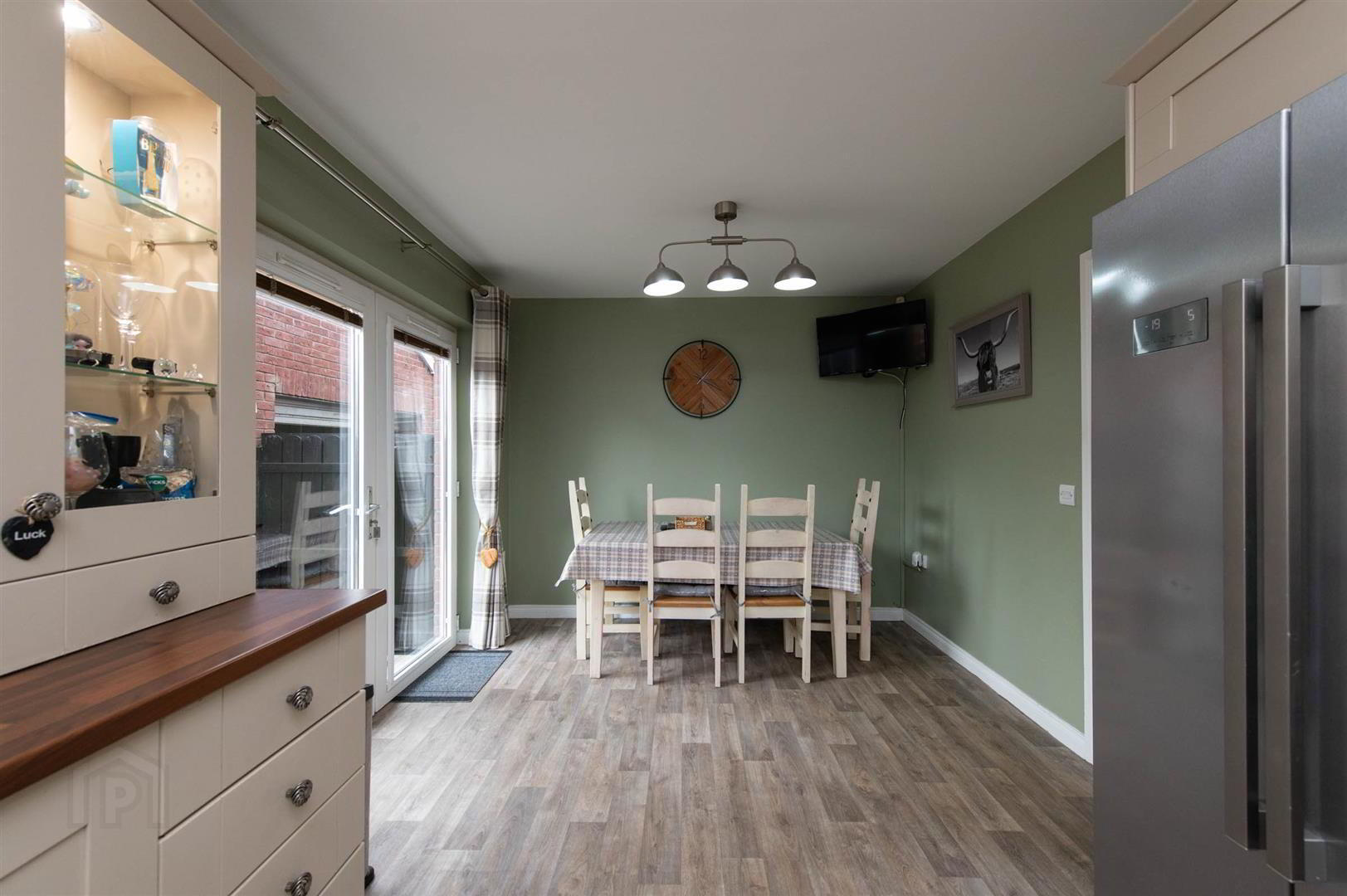 2 Iveagh Avenue 11 of 25