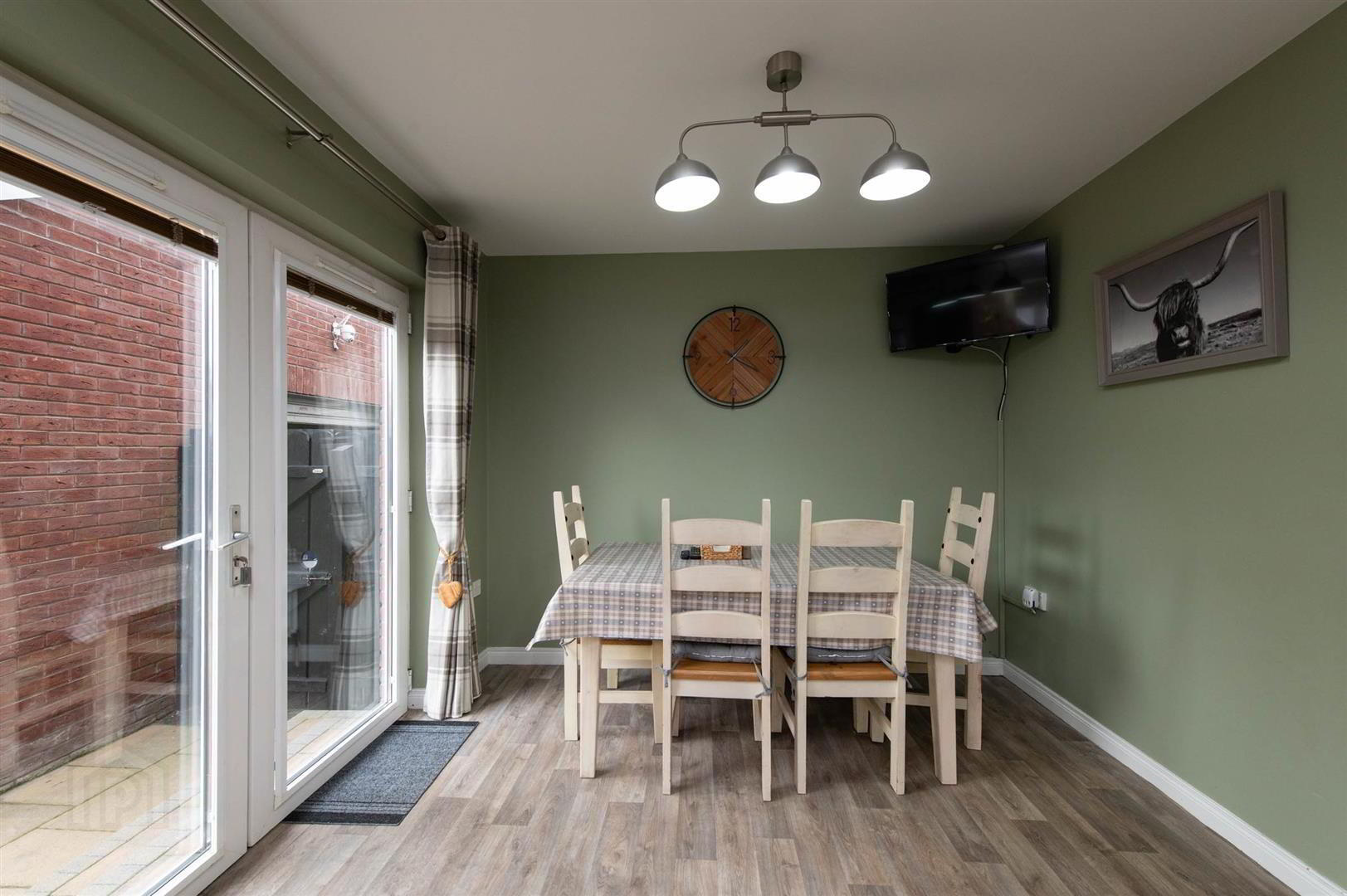2 Iveagh Avenue 12 of 25