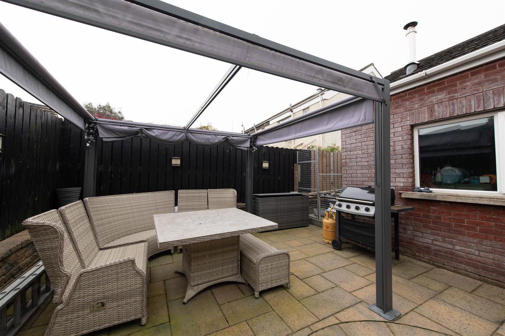 2 Iveagh Avenue 23 of 25