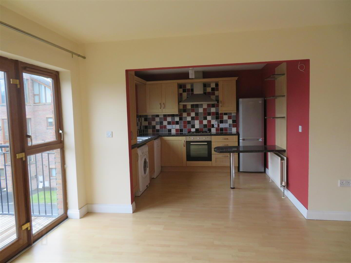 56 Silverwood Green 11 of 23