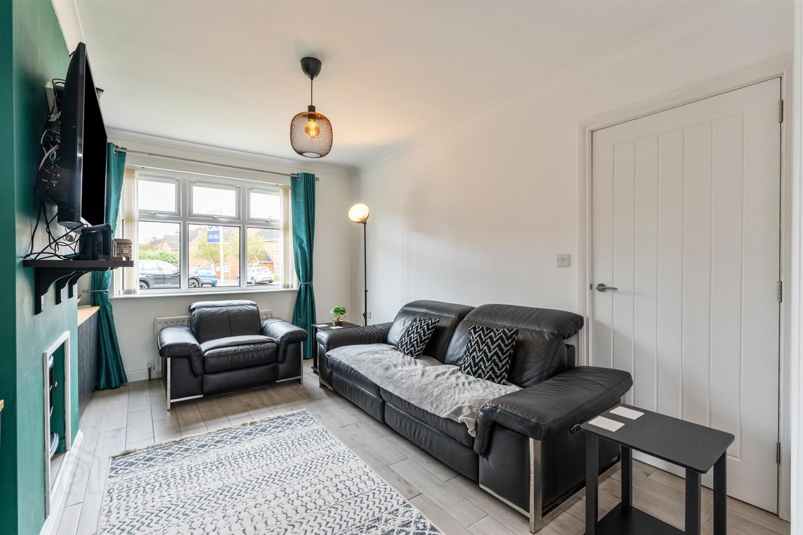 21 Demesne Crescent 8 of 30