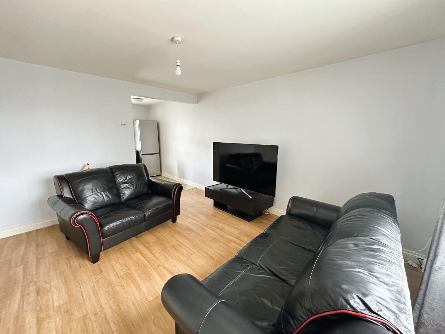 11 Edenderry Mews 3 of 12