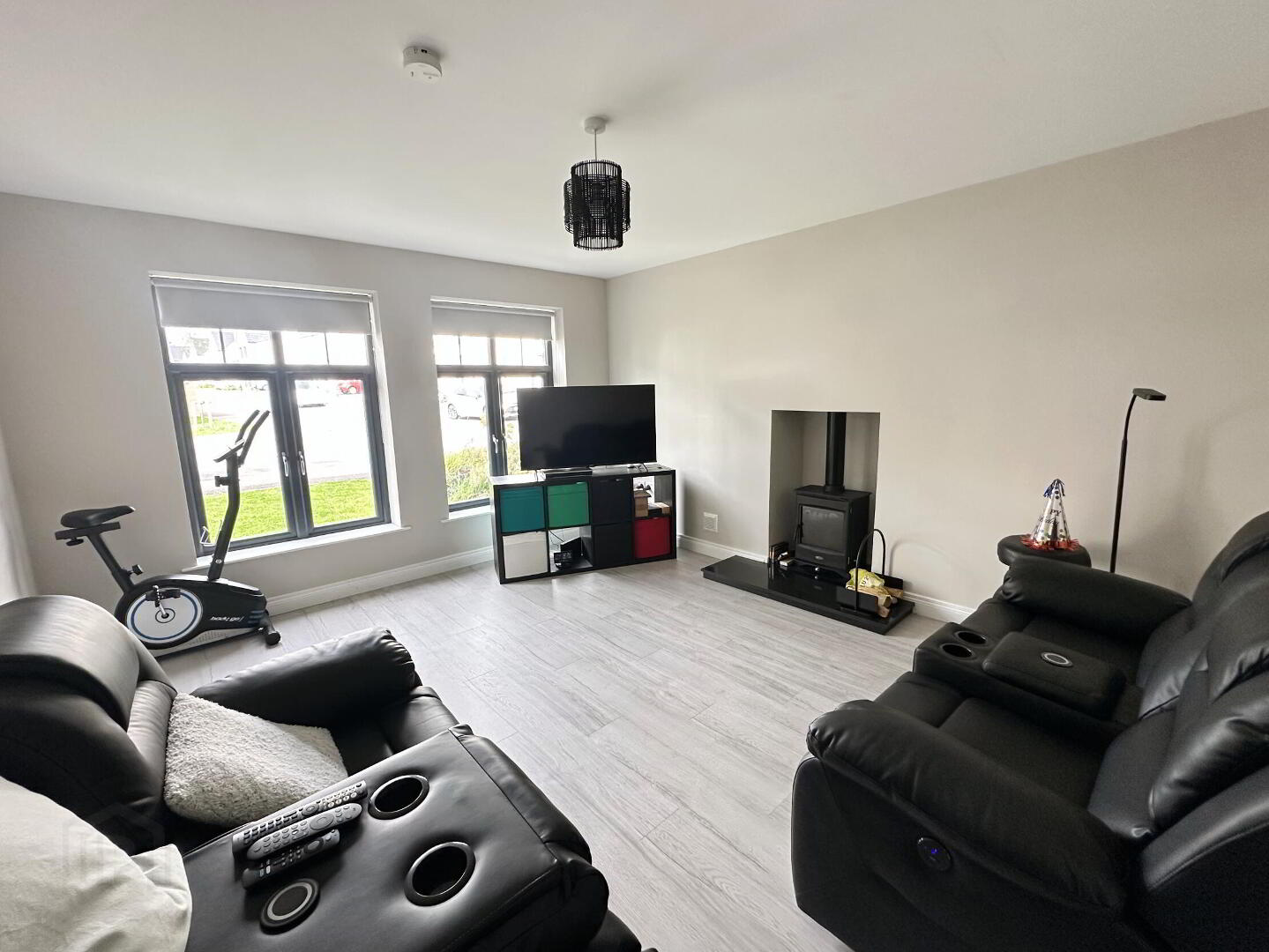 111 Edenbrook 6 of 31