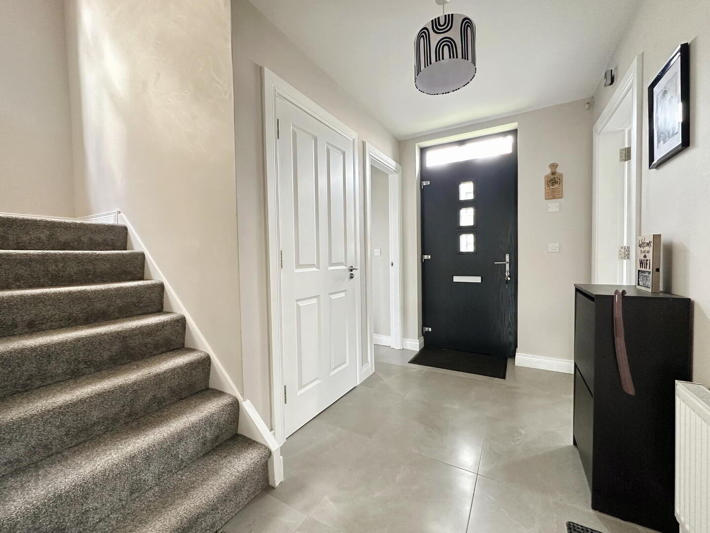 111 Edenbrook 3 of 31