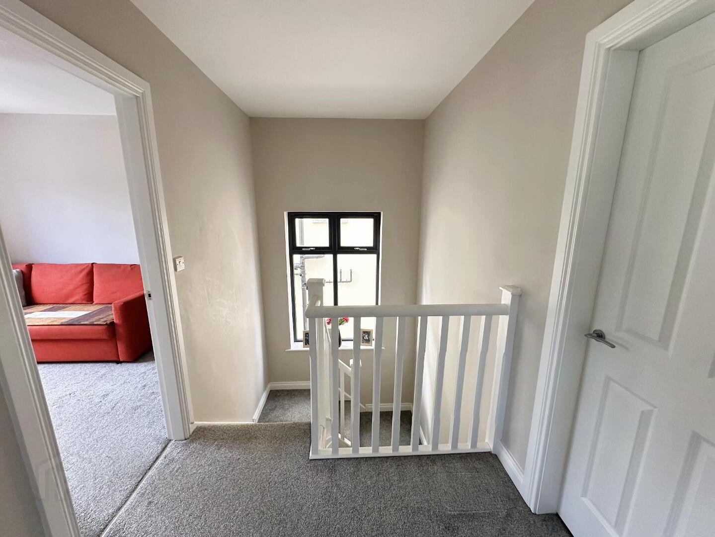 111 Edenbrook 12 of 31