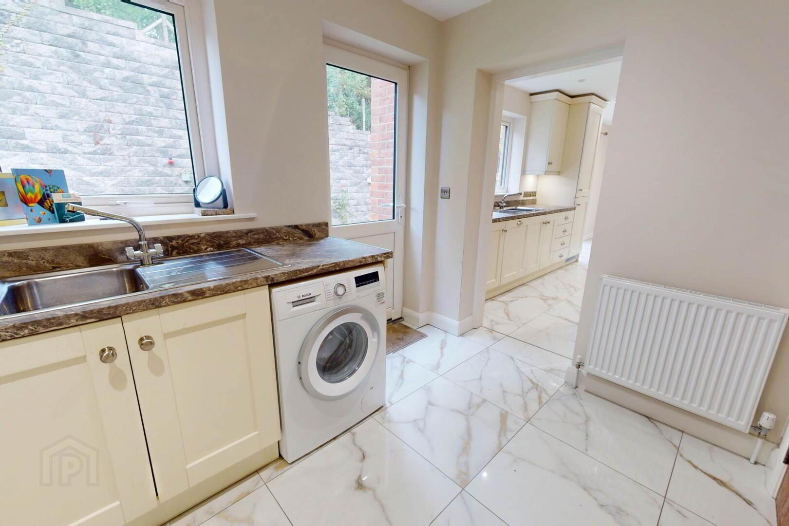 5 Drumgarrow Avenue 16 of 42
