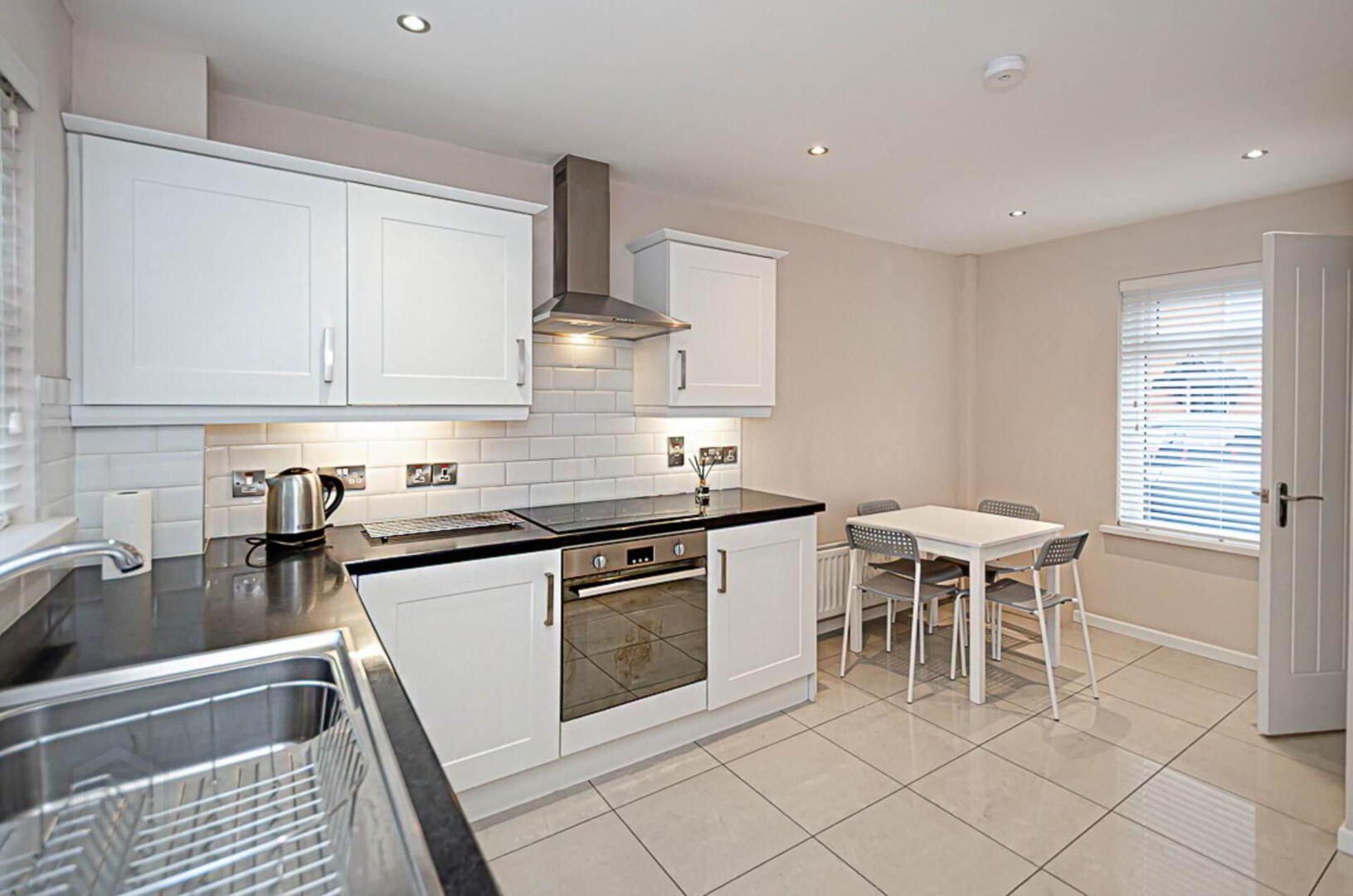13 Calvin Street 7 of 25