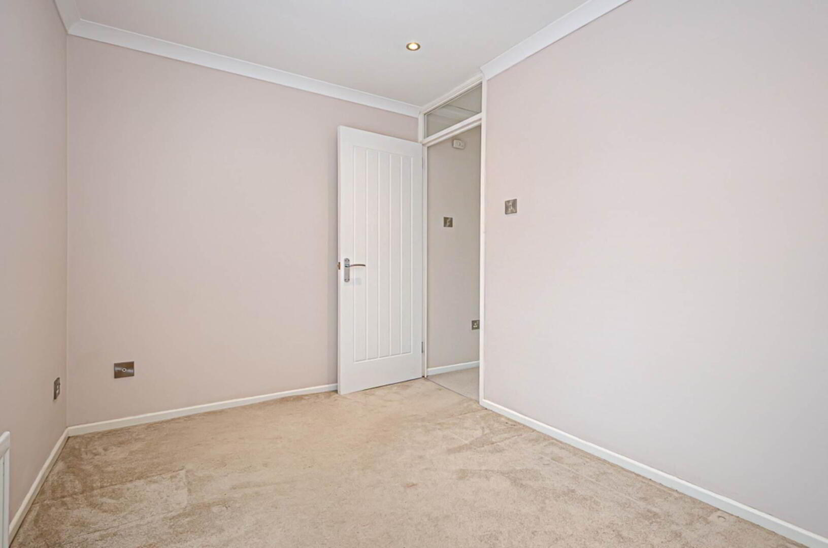 13 Calvin Street 17 of 25