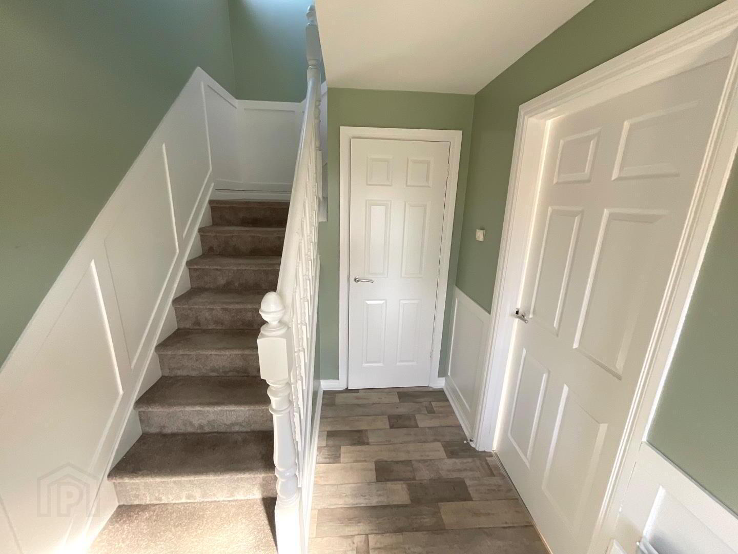 37 Ambleside Street 2 of 10