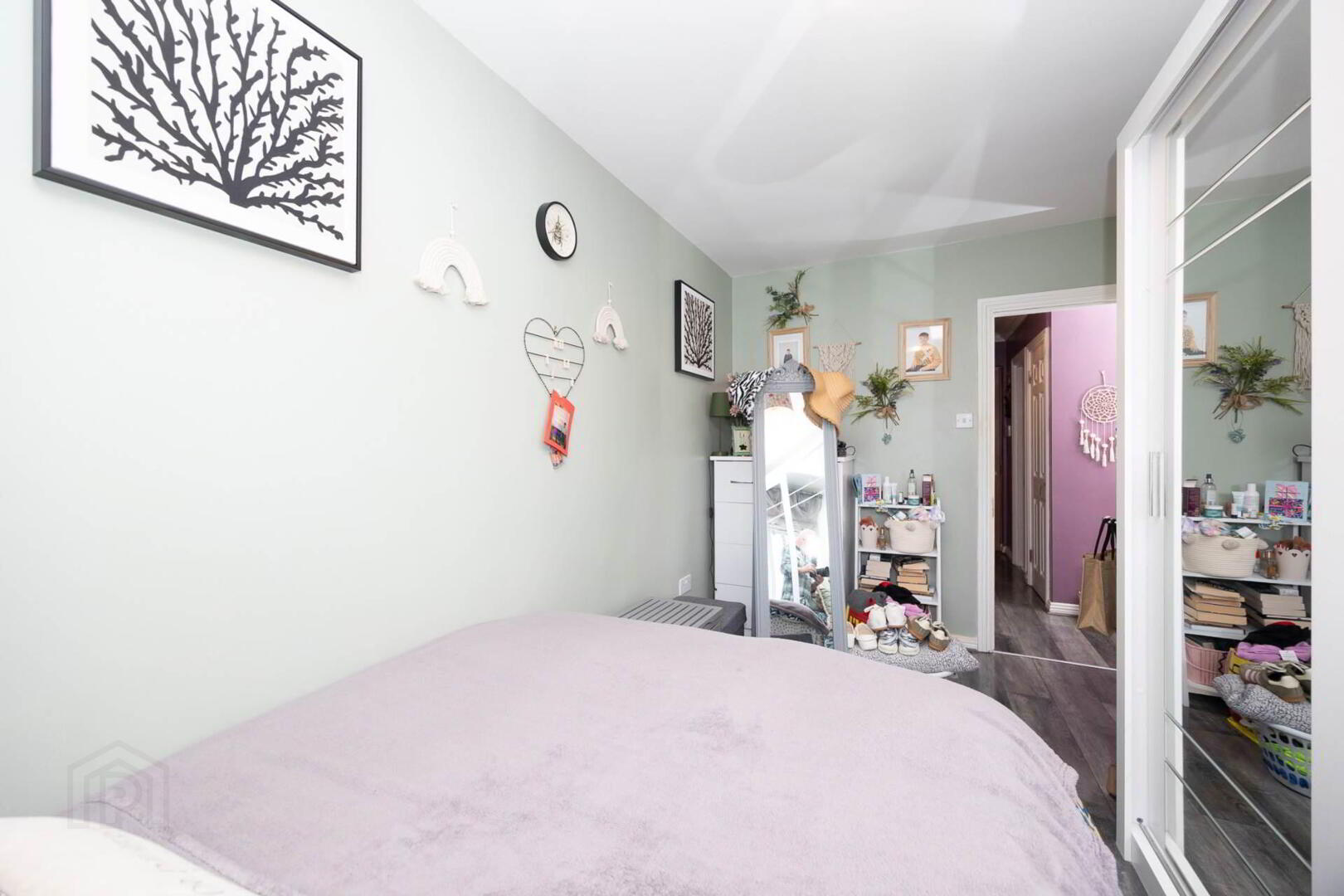 14 Castle Elm Court 18 of 32