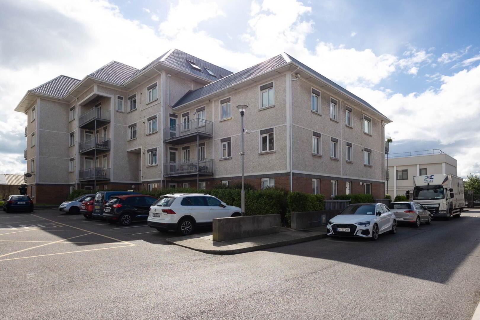 14 Castle Elm Court 30 of 32