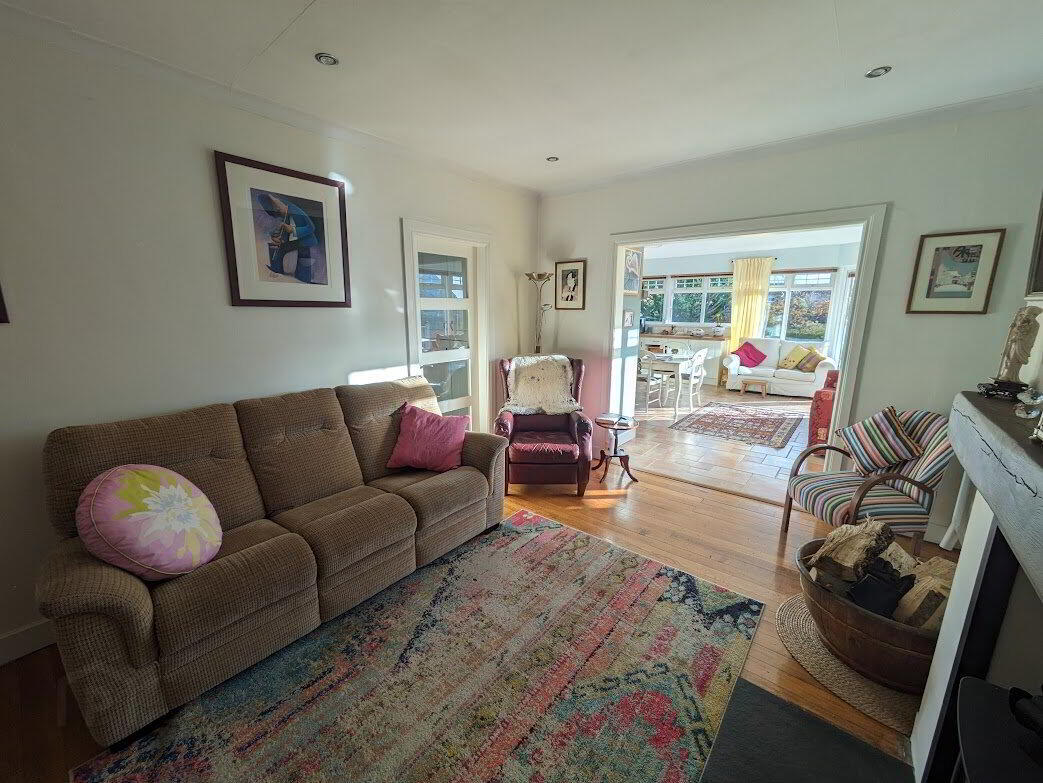 8 Dixon Road 4 of 27