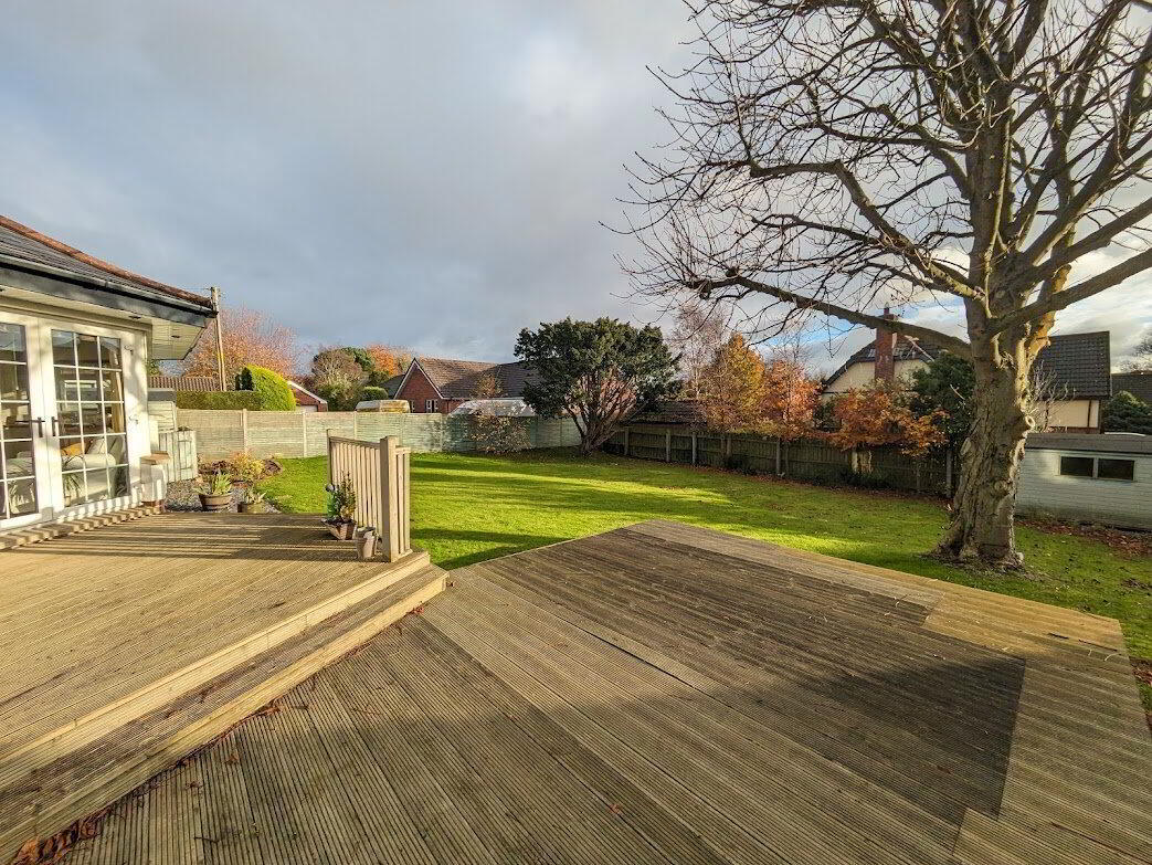 8 Dixon Road 22 of 27