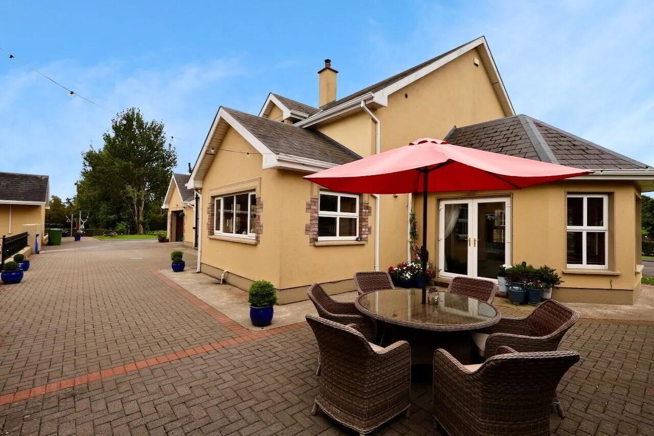 Creaghduff Stables 4 of 29