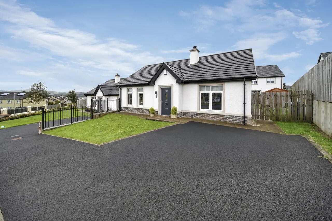 47 Crieve Mor Avenue 2 of 19