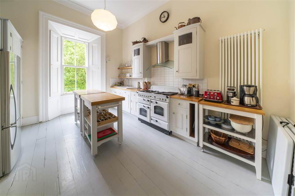 Detached Period Residence On, C. 5.5 Acres 11 of 30