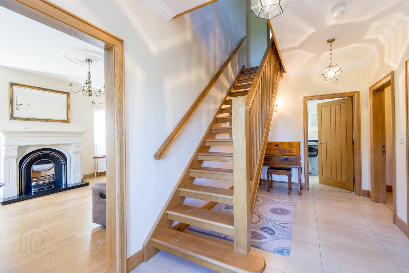 Available To Rent, 69a Lisburn Road 4 of 23