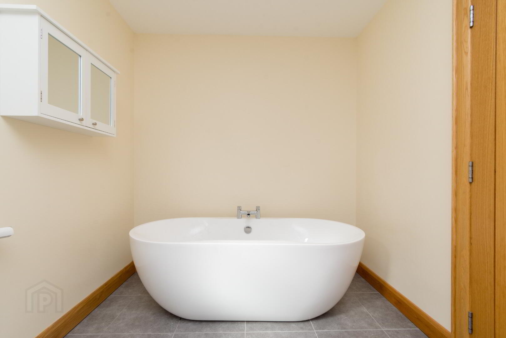 Available To Rent, 69a Lisburn Road 19 of 23