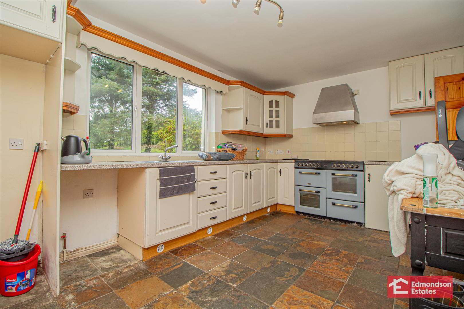 10 Dungonnell Road 6 of 19