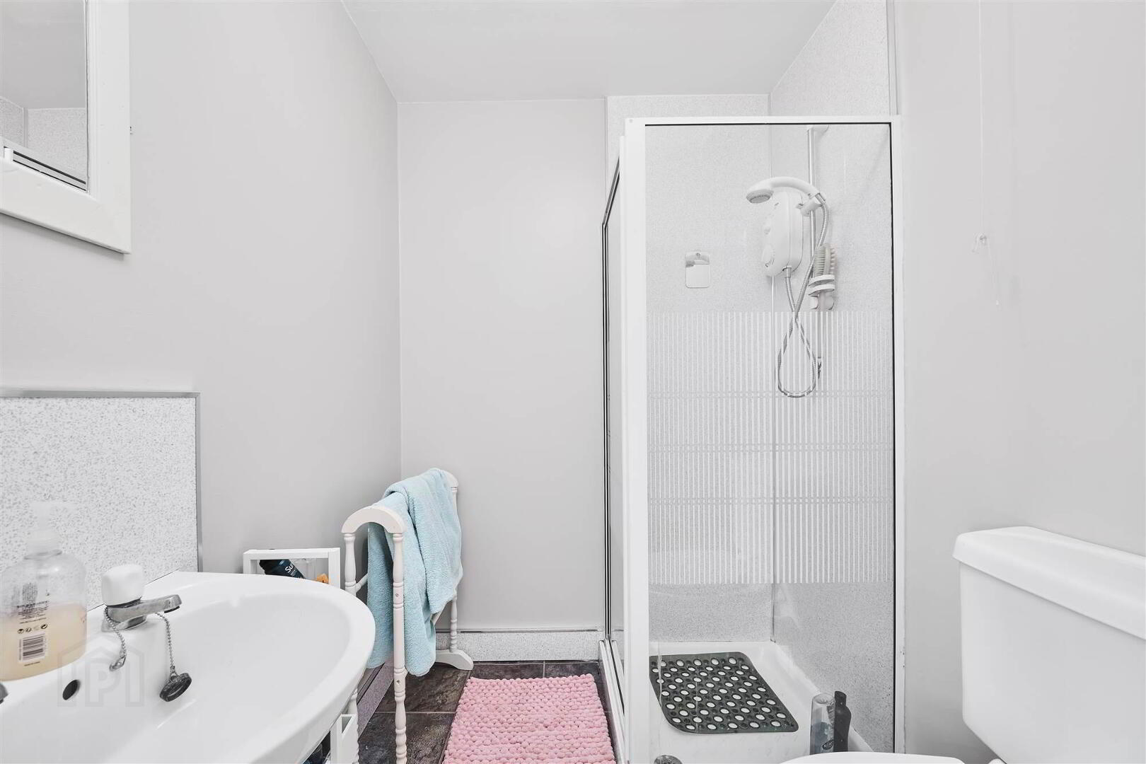Bushbane Kennels, Cattery & Grooming, 28 Whitepark Road 21 of 67