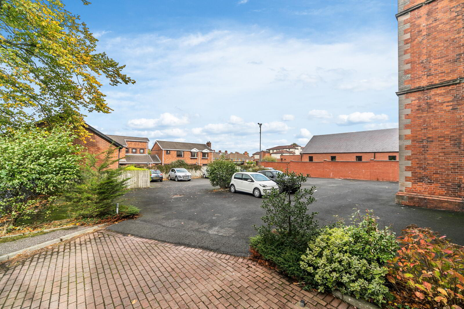 Apartment 14 48 Rossmore Drive 19 of 21