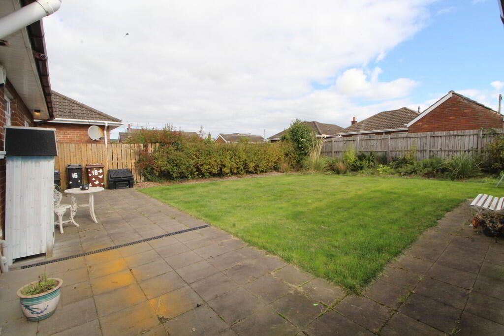 16 Woodford Park 15 of 16
