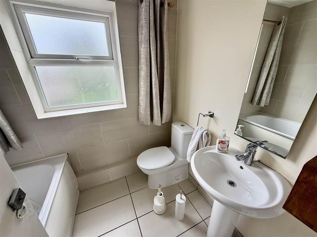 7c Mahee Close 8 of 9