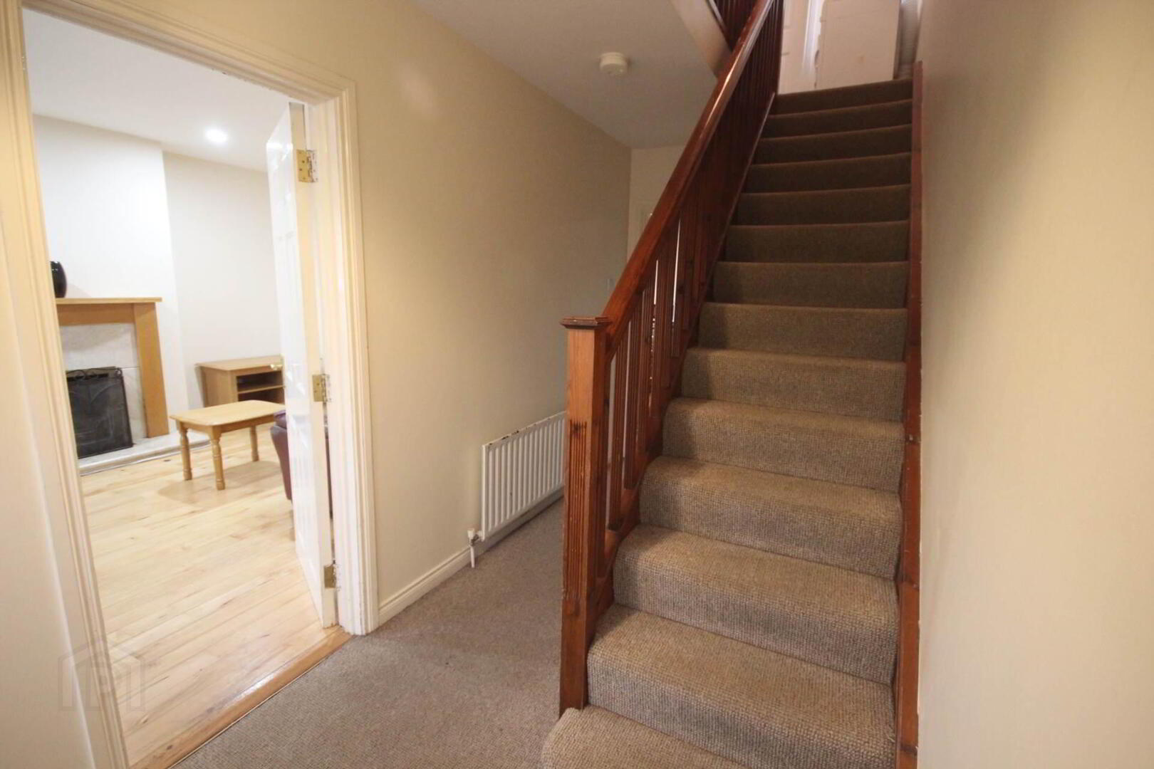 39 Glenoughty Close 2 of 13