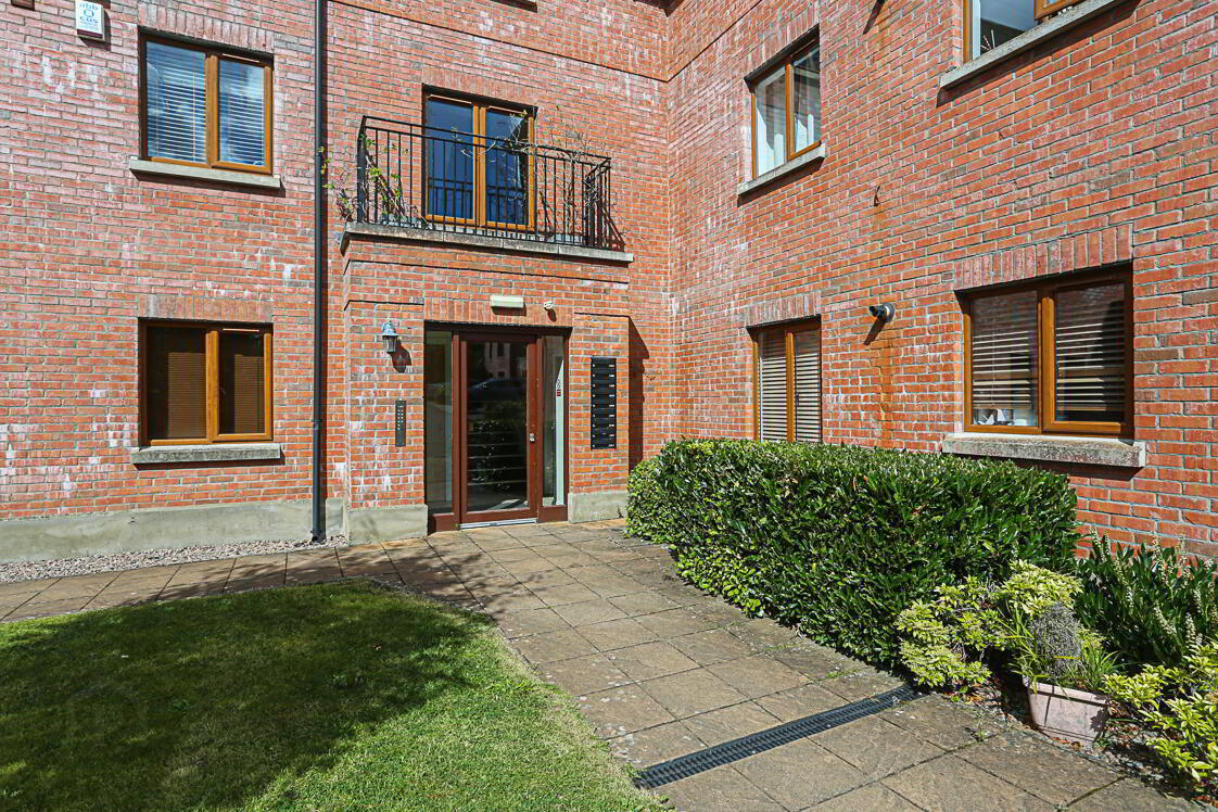 28 Bailey Manor 2 of 21