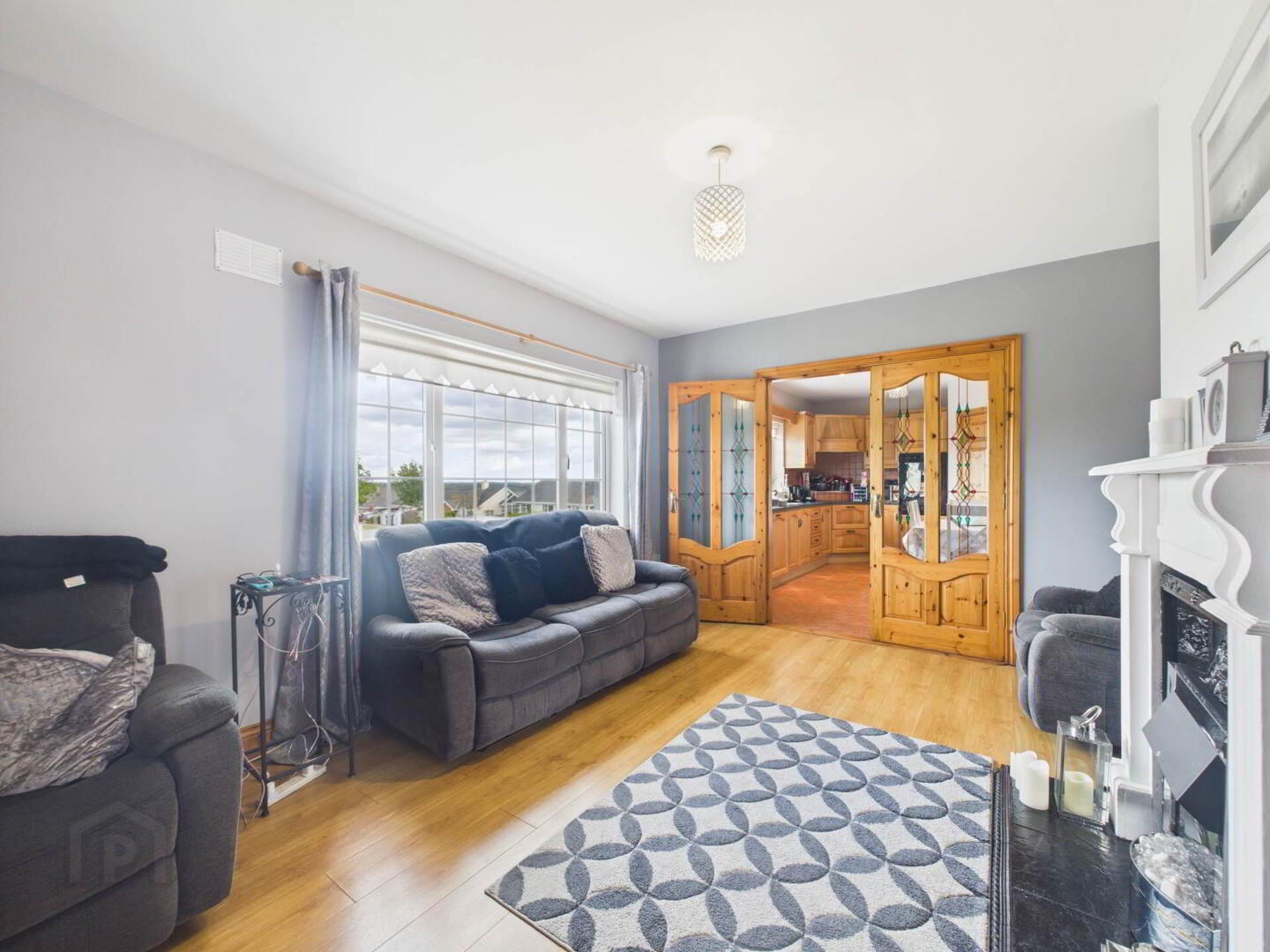 16 Pine Road 5 of 20