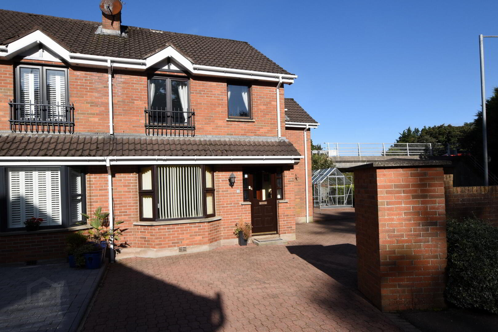 1 Harwich Mews 6 of 11
