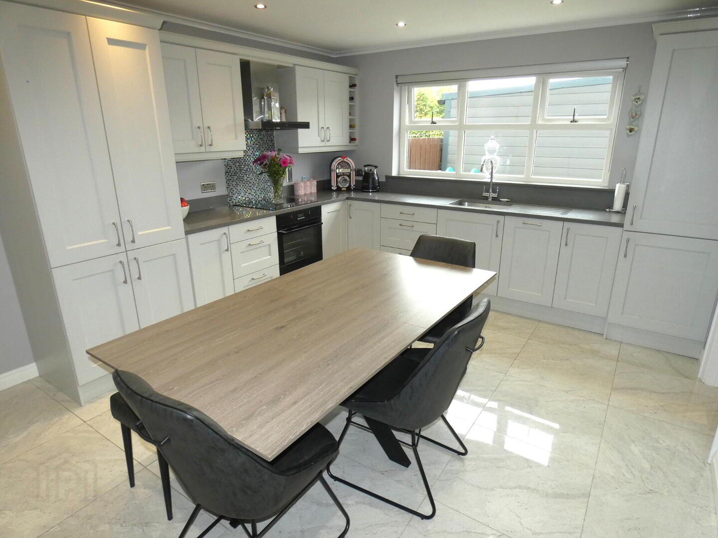 16 Ballure Heights 14 of 37
