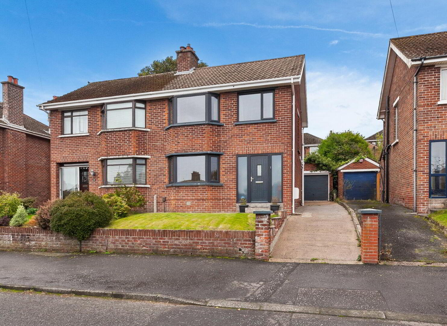 52 Beechgrove Gardens 1 of 15
