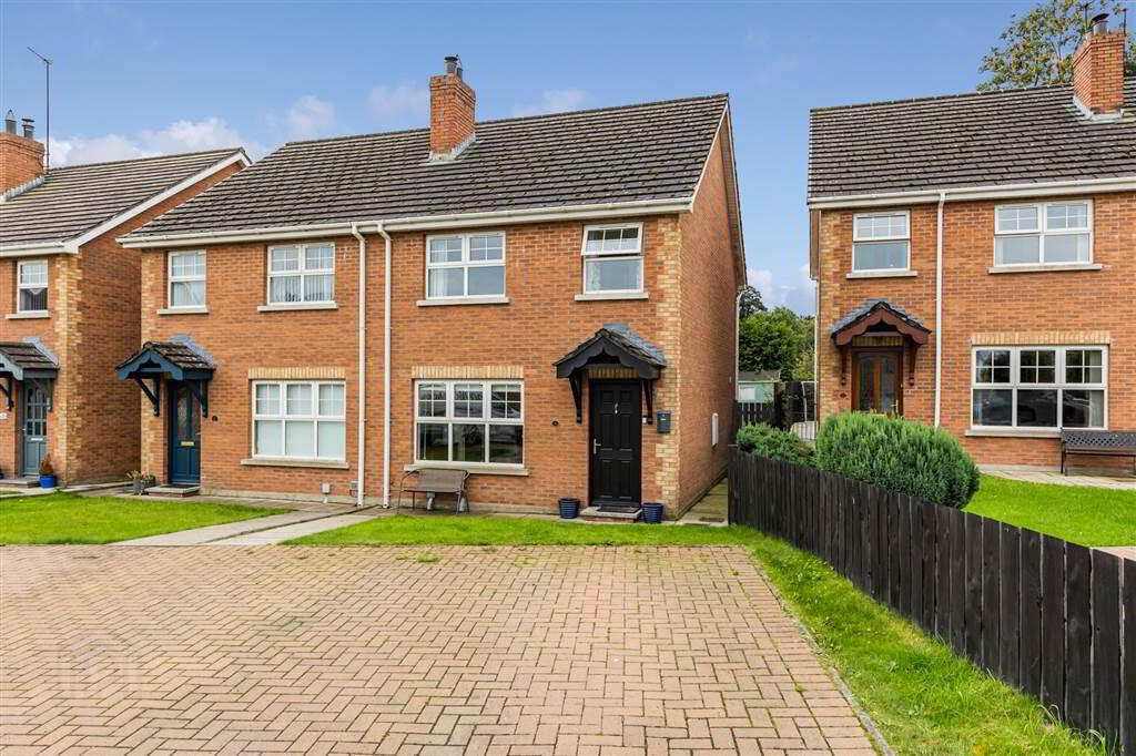18 Mill Brae 1 of 32