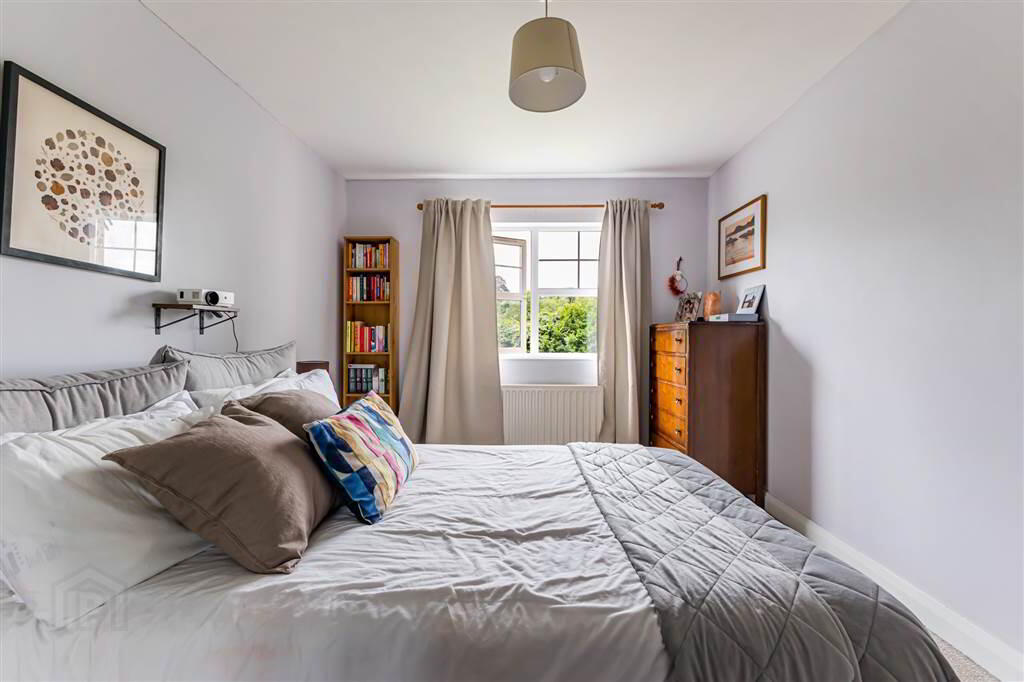 18 Mill Brae 19 of 32