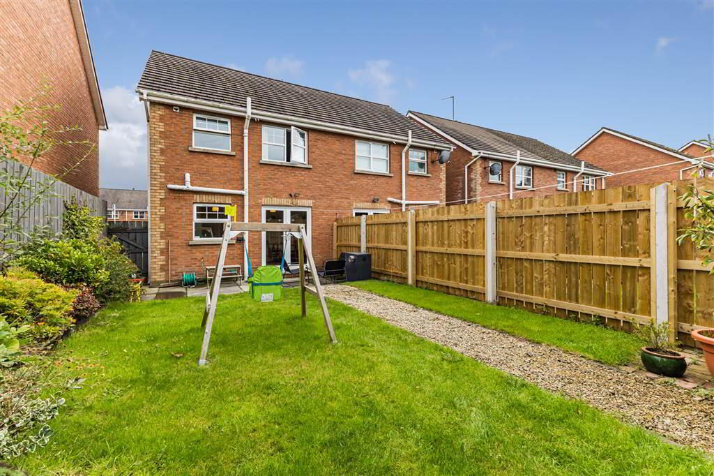 18 Mill Brae 32 of 32