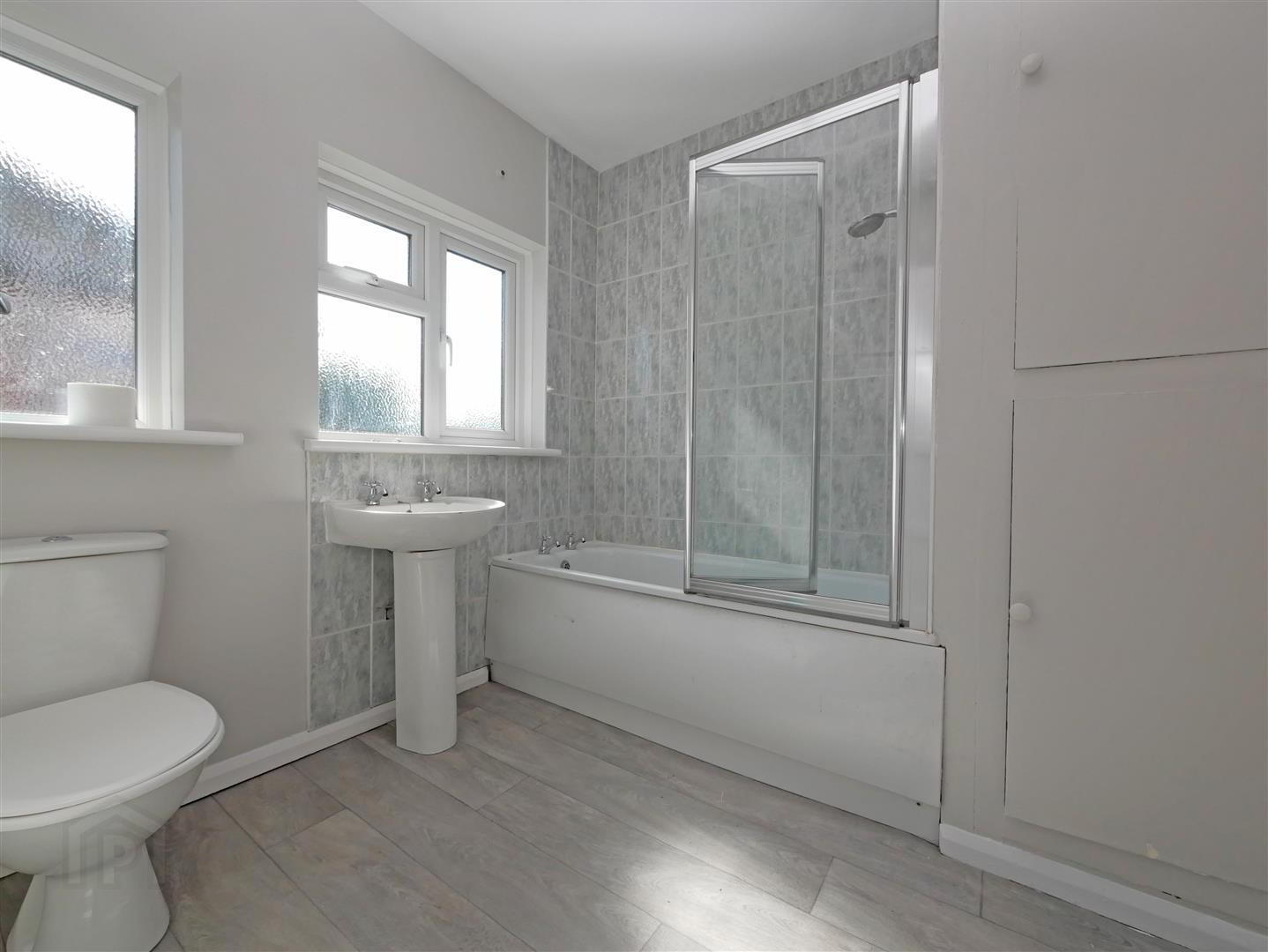 3 Mount Merrion Gardens 10 of 12