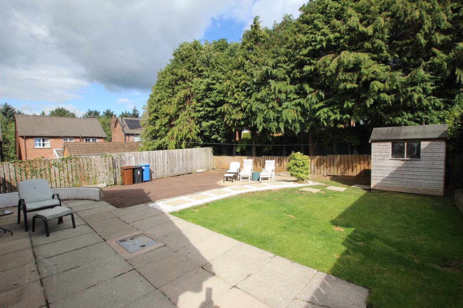 2 Woodford Road 13 of 15