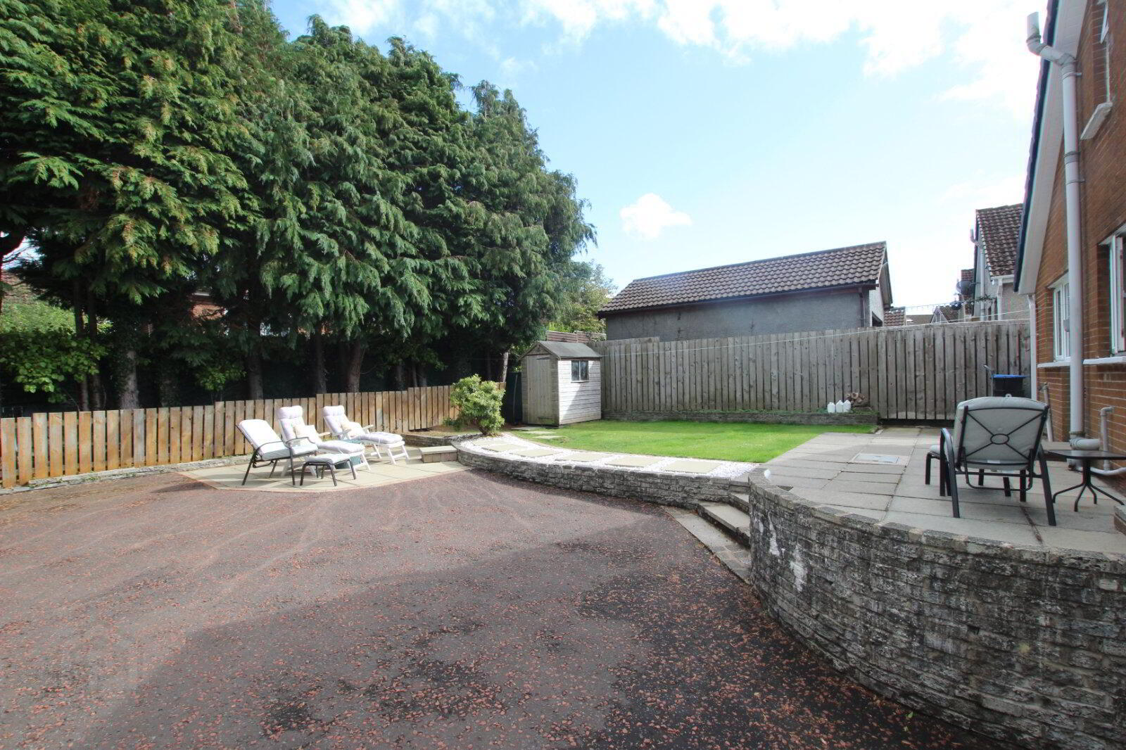 2 Woodford Road 15 of 15