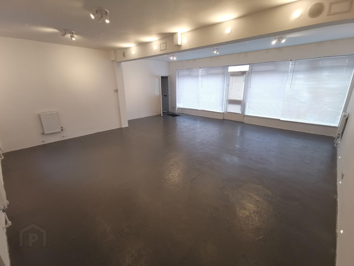 28 Bonds Street 2 of 9