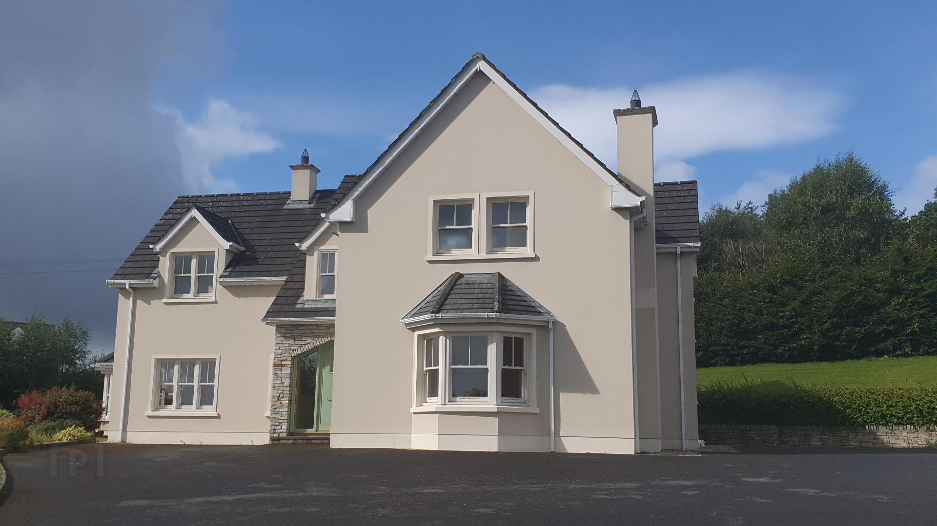 2 Woodvale Court 4 of 23