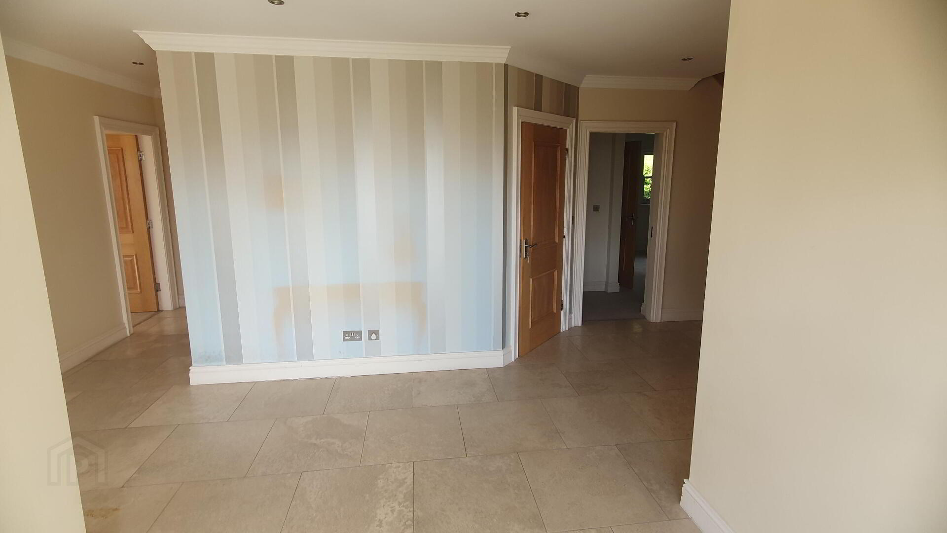 2 Woodvale Court 19 of 23