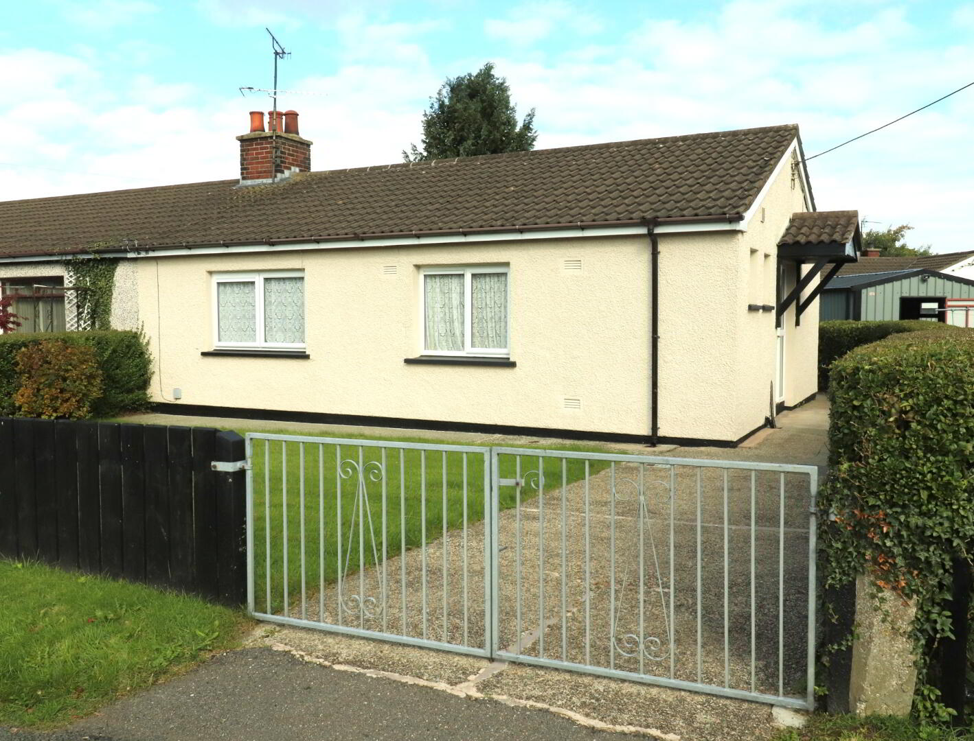 16 Dernagh Cottages 2 of 20