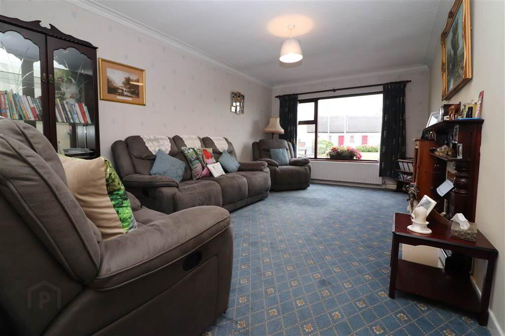 102 Hillhall Road 4 of 16