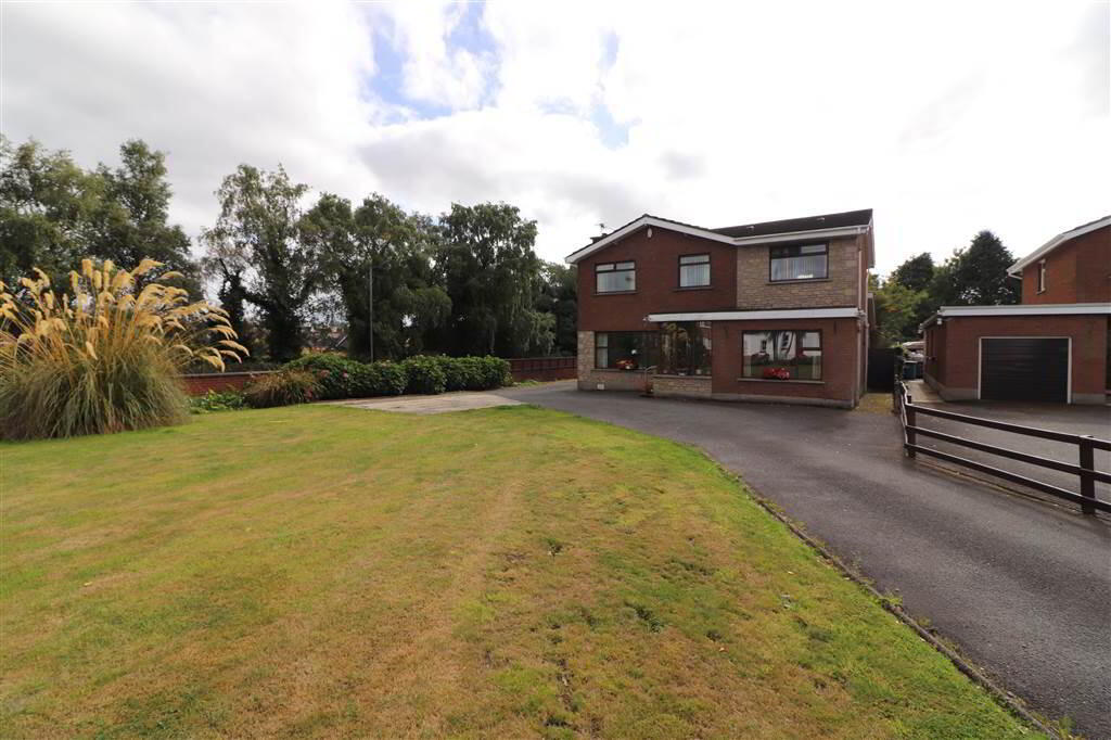 102 Hillhall Road 2 of 16