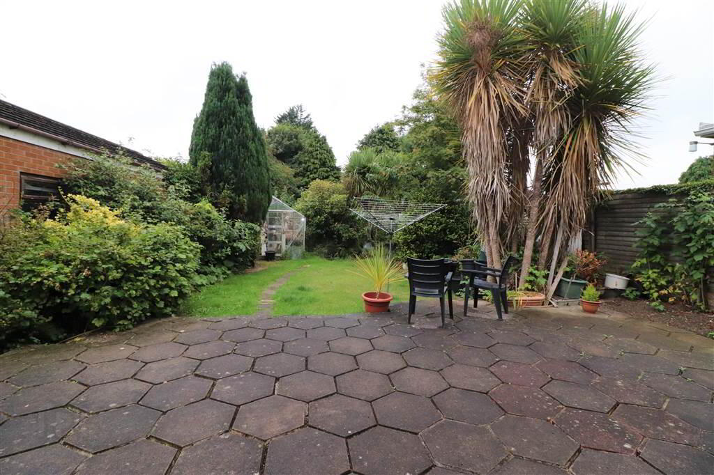 102 Hillhall Road 14 of 16
