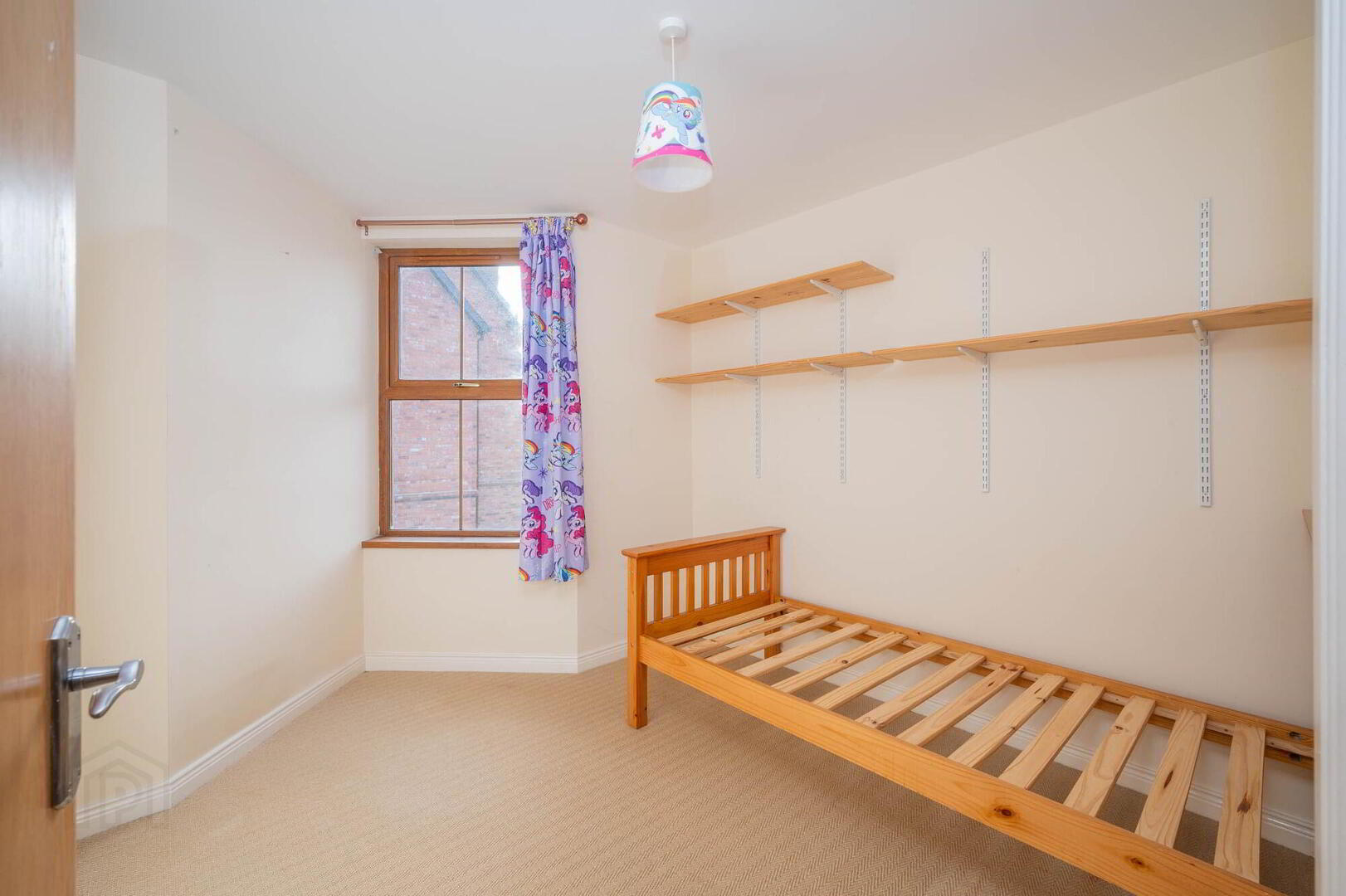Apt 3, 699 Antrim Road 11 of 12