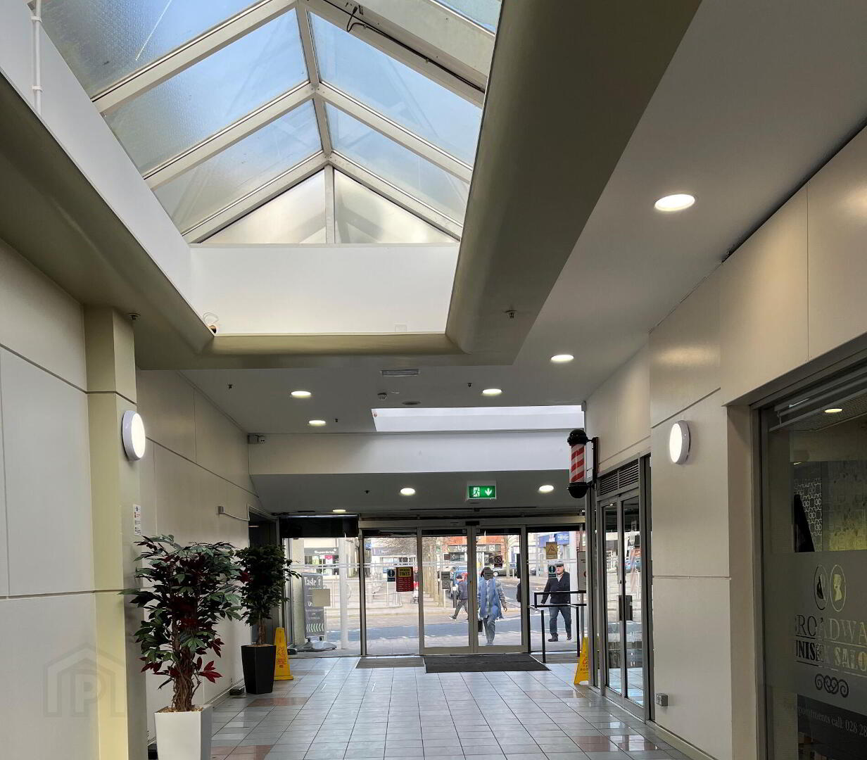 Murrayfield Shopping Centre - Retail Units Point S 2 of 5