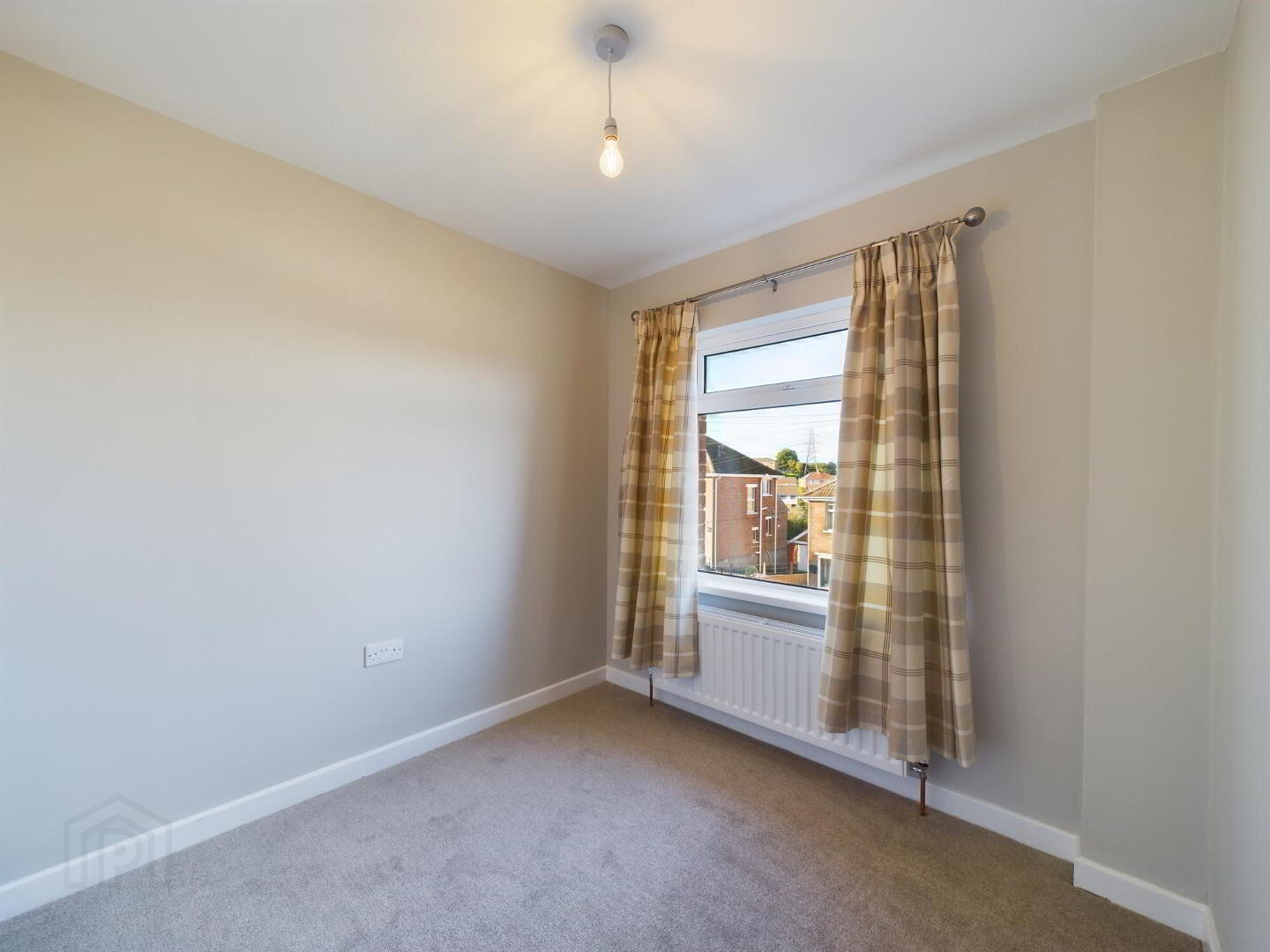 28 Cleveley Park 17 of 22
